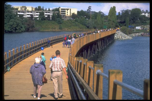 The Selkirk Trestle on the Galloping Goose Regional Trail is a popular urban destination. Photo: CRD Image Library